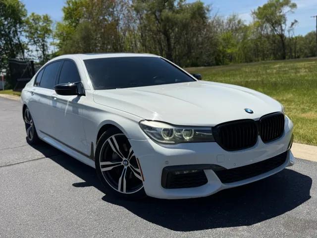 bmw 7 series 2017 WBA7E2C5XHG740271 image bmw 7 series 2017 WBA7E2C5XHG740271 image